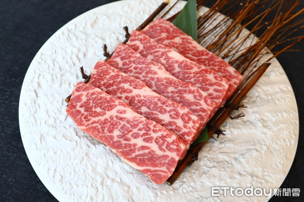 ▲極上安格斯黑牛燒肉。（圖／記者許宥孺翻攝）