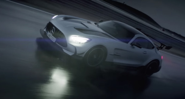 ▲賓士AMG GT Black Series預告。（圖／翻攝自Youtube／Mercedes-AMG）