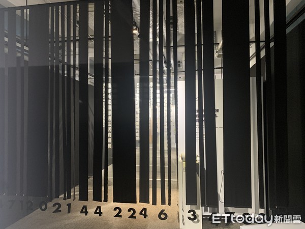 ▲▼「台灣設計研究院」與Re-lab資訊團隊攜手，策劃全台首場以「當代消費體驗」為主軸的設計主題展&mdash;&mdash;「當代購物體驗製造機」。（圖／記者林育綾攝）