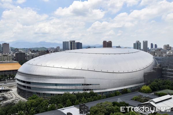 ▲▼台北大巨蛋,遠雄大巨蛋,松菸,松山文創園區。（圖／記者邱顯燁攝）