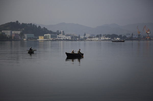 ▲▼北韓漁船。（圖／達志影像／美聯社）