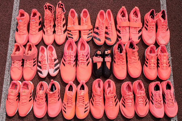 ▲▼ adidas集結41種不同機能鞋款推出東奧限定色 「粉」時尚為選手應援打氣。（圖／adidas提供）