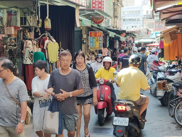 ▲▼    金門報復性旅遊         。（圖／記者林名揚翻攝）