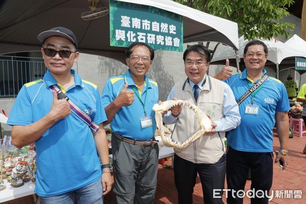 ▲台南左鎮化石園區，暑假期間舉辦「鰭幻夏日市集」熱鬧登場。（圖／記者林悅翻攝，下同）