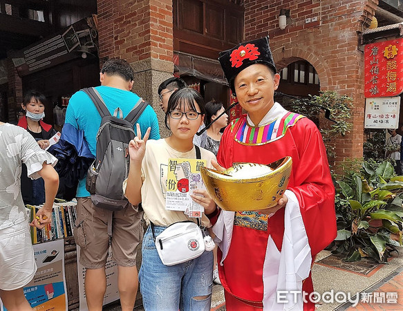 ▲ 圖書館推振興！深坑「豆腐閱讀節」起跑 借書送消費抵用券。（圖／新北市立圖書館提供）