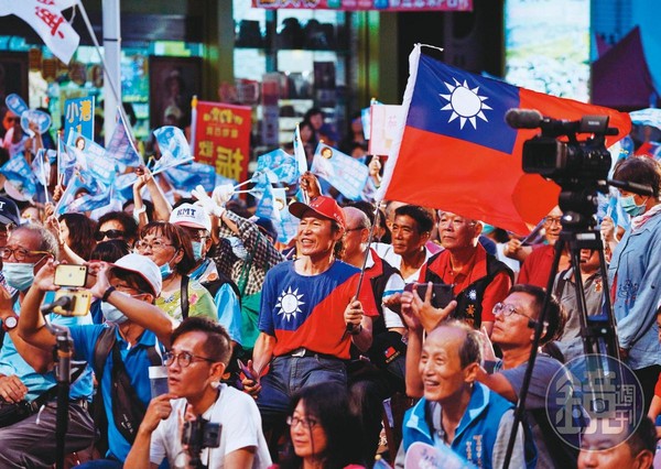 今年總統大選，韓國瑜在高雄拿下61萬票，會有多少願意轉投給李眉蓁，成為藍營市長補選的關鍵。