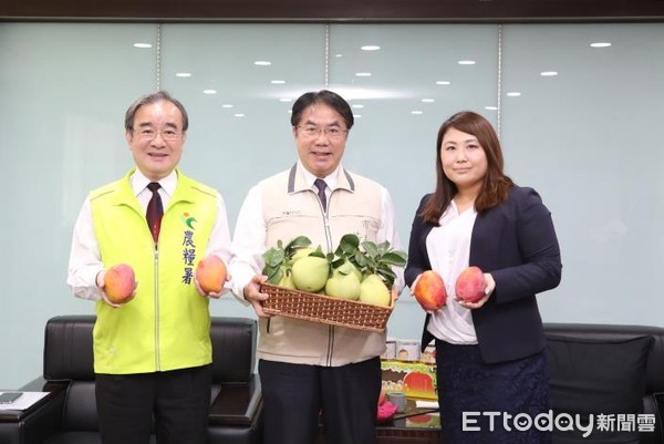 芒果 台灣下單日本取貨 日茨城縣笠間市贈黃偉哲感謝狀 Ettoday地方新聞 Ettoday新聞雲