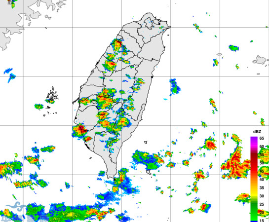 ▲中央氣象局針對全台13縣市發佈大雨特報。（圖／中央氣象局）