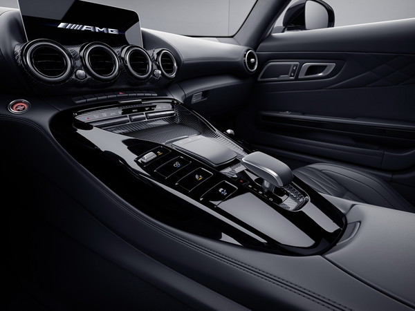 ▲賓士AMG GT跑車升級馬力配備。（圖／翻攝自Mercedes-Benz）