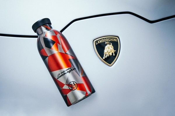 藍寶堅尼推「超跑級」保溫瓶　經典賽車條紋上身，喝水超來勁（圖／翻攝自24Bottles）
