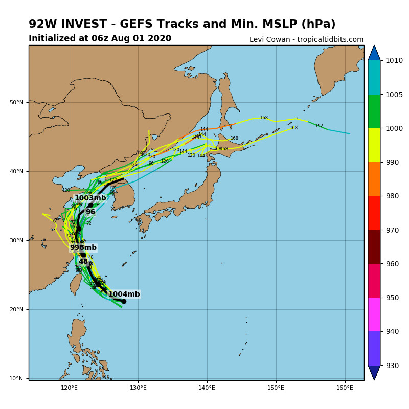 天氣圖。（圖／翻攝tropicaltidbits）