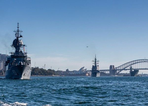 ▲▼  澳洲海軍2020年6月軍艦進行一系列演訓。（圖／翻攝自推特／Department of Defence）