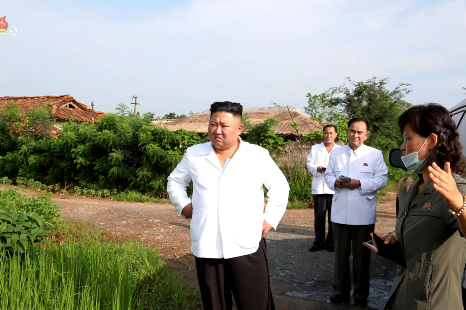 ▲▼金正恩開著凌志高級休旅車視察黃海北道災區。（圖／翻攝自《朝中社》）