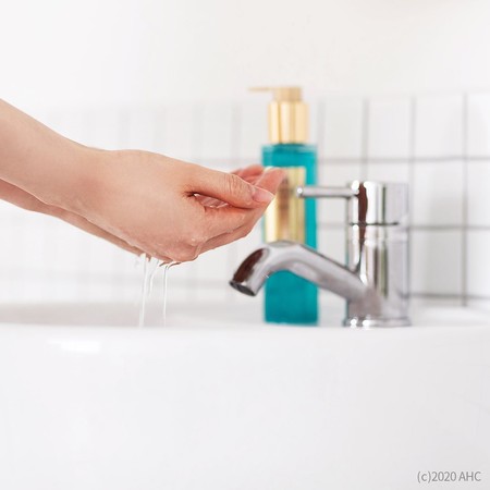 ▲▼保濕關鍵是洗臉！專家給清潔6建議。（圖／翻攝IG）