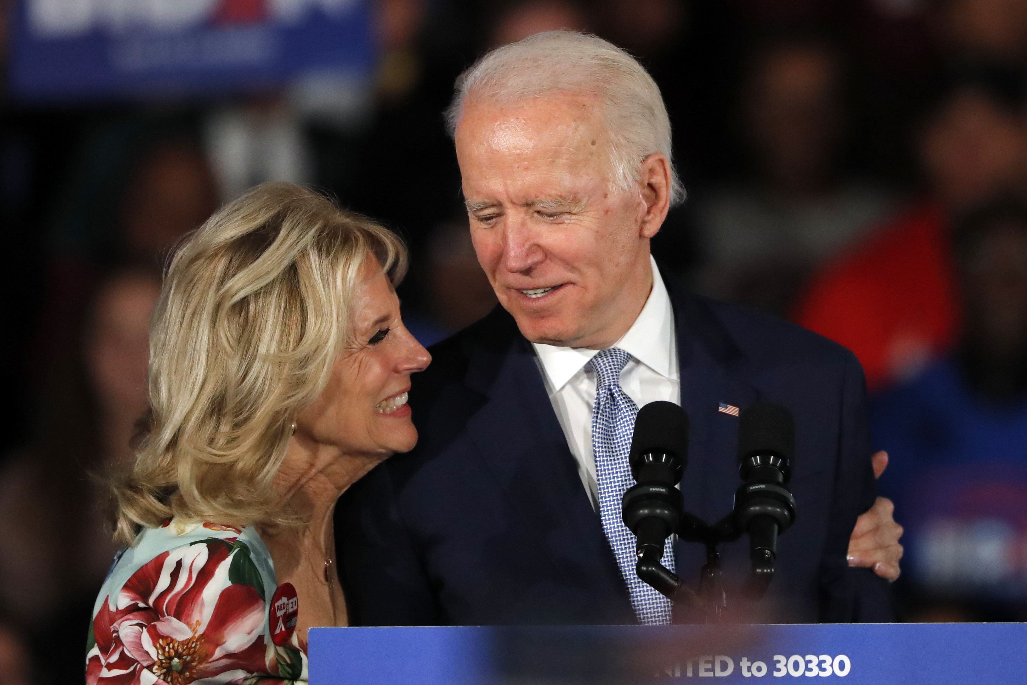 ▲▼拜登（Joe Biden）與妻子吉爾（Jill Biden）。（圖／達志影像／美聯社）