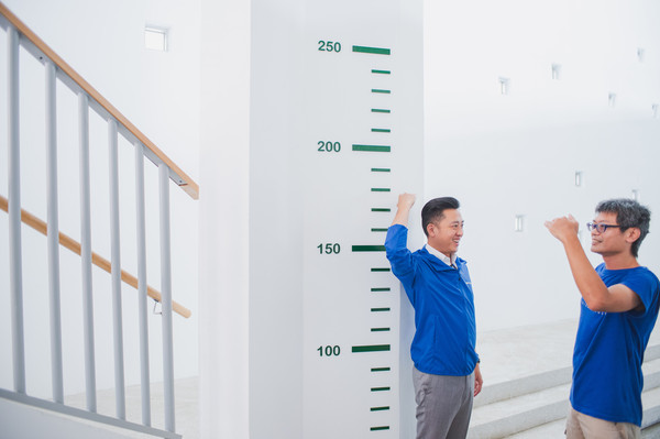 ▲三民國小附設幼兒園即將開學，市長林智堅在啟用前夕親赴視察。（圖／新竹市政府提供）