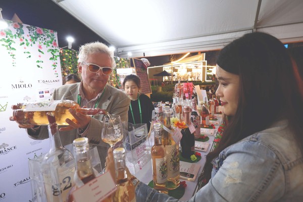 ▲今年「香港美酒佳餚巡禮」將首次採線上形式進行。 （圖／港旅局提供）