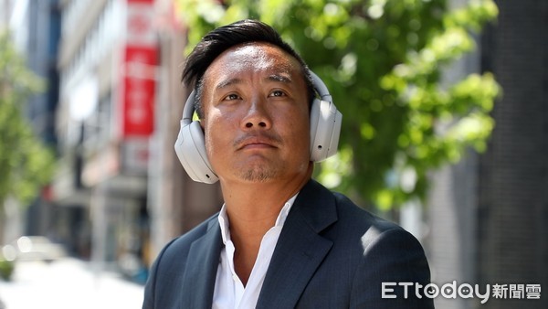 ▲▼報復性國旅啟動！Sony全新智慧降噪耳機  把聽覺旅程升級頭等艙。（圖／記者吳杰澄攝）