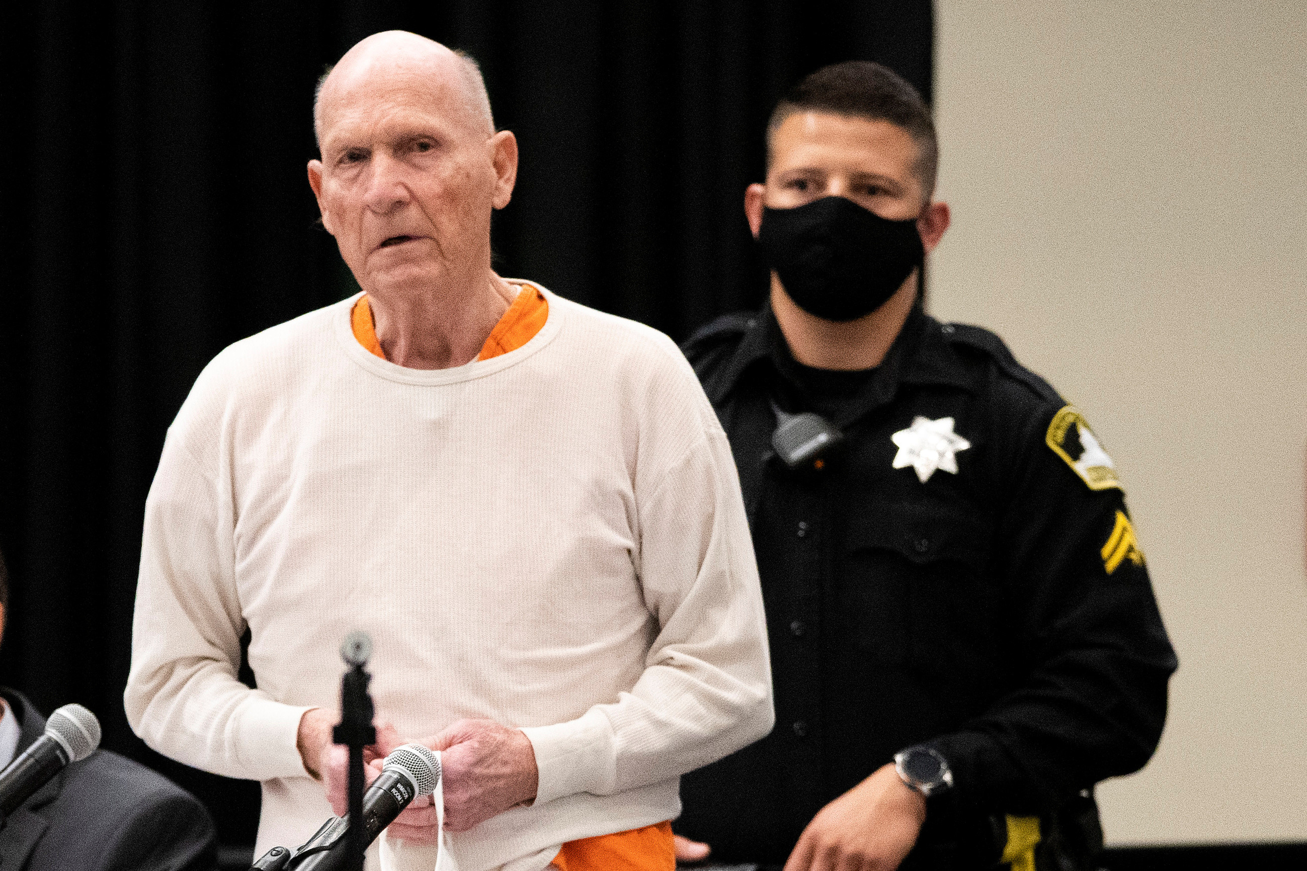 ▲▼美國金州殺人魔（Golden State Killer）被判處11個終身監禁，不得假釋。（圖／路透）