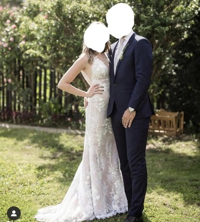 ▲一名女賓客參加婚禮，竟然身穿白色禮服。（圖／翻攝reddit）