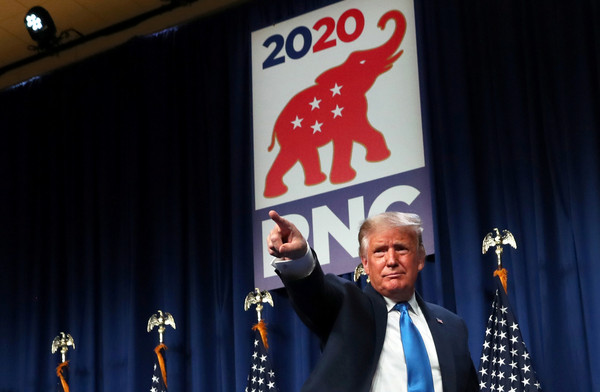 ▲▼川普和潘斯（Mike Pence）於美東時間周一（24日）接受共和黨提名搭檔競選2020，地點在北卡羅萊納州夏洛特（Charlotte）。（圖／路透）