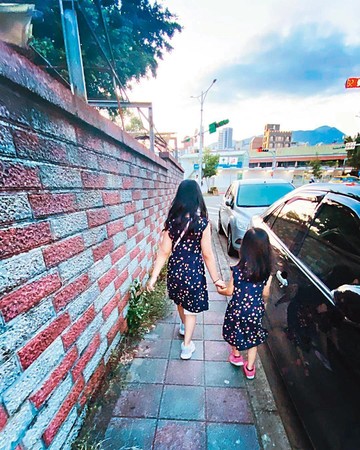 ▲▼交往半年閃嫁小開　何妤玟為何斷開8年婚？（圖／鏡週刊）