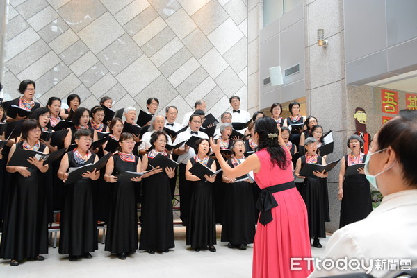 ▲蝴蝶合唱團為愛而唱。（圖／記者楊漢聲翻攝）