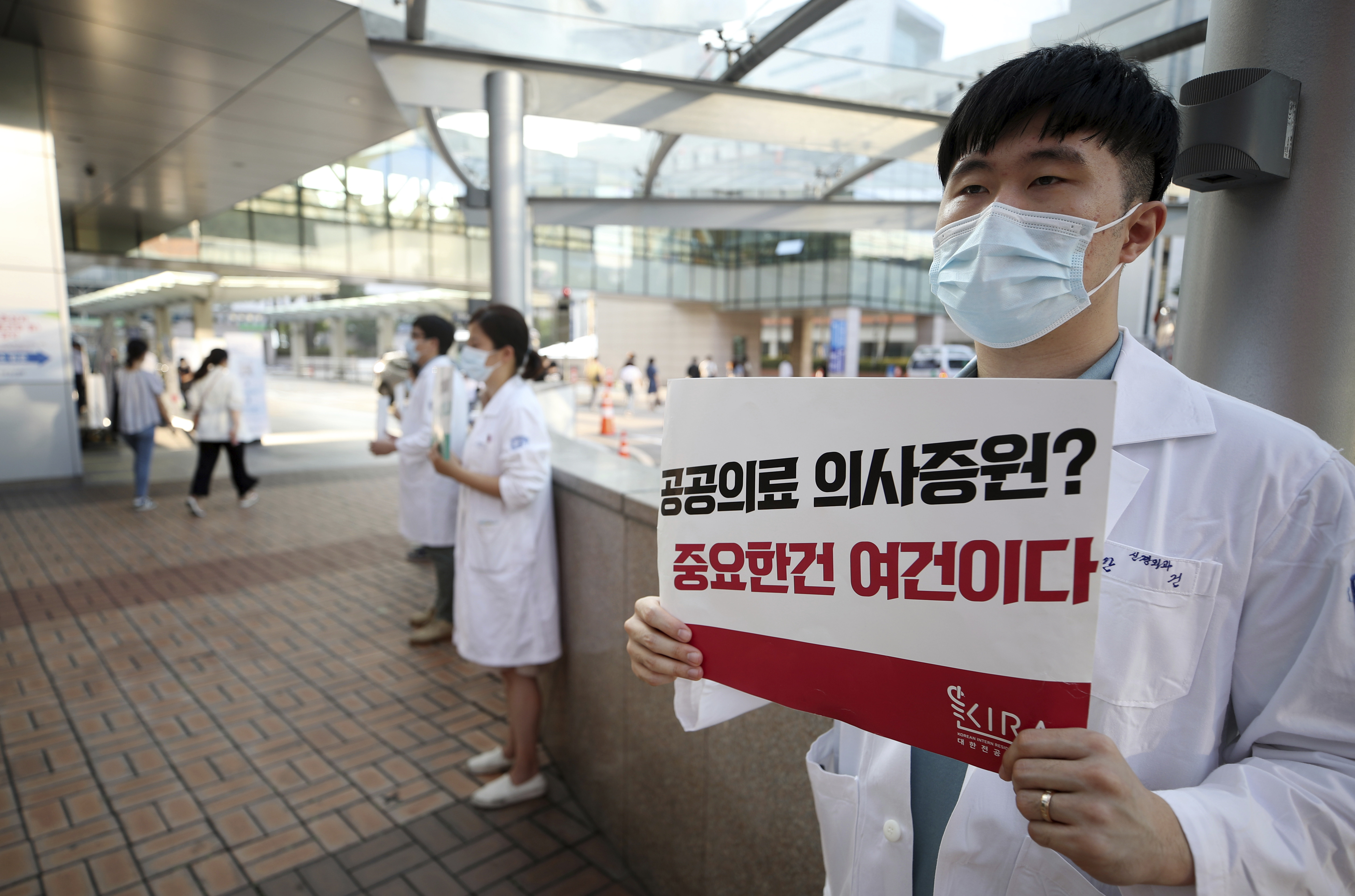 ▲▼南韓醫界發起第二次罷工，反對文在寅政府提出的醫療政策。（圖／達志影像）