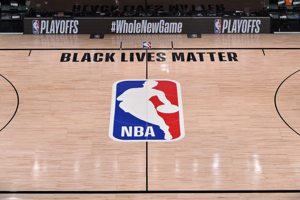 ▲由於非裔人士不斷遭受警方不平等對待，NBA球員選擇以罷賽表達不滿。（圖／CFP）