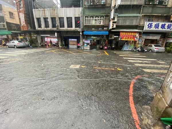 ▲▼        五股淹水     。（圖／翻攝自Facebook／我是五股人）