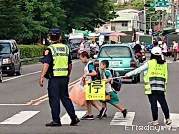 ▲▼  嘉義市政府警察局全齡共享 世代宜居 護童專案全面啟動           。（圖／記者翁伊森翻攝）