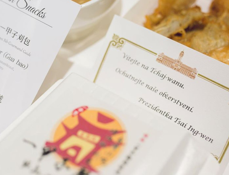 ▲▼蔡英文暖送捷克團台灣小吃。（圖／翻攝自IG／tsai_ingwen）