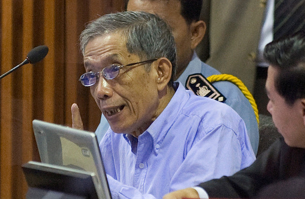 ▲▲柬埔寨共產黨「紅色高棉」（Khmer Rouge）典獄長康克由（Kang Kek Iew）化名「杜同志」（Comrade Duch），77歲逝世。（圖／路透）