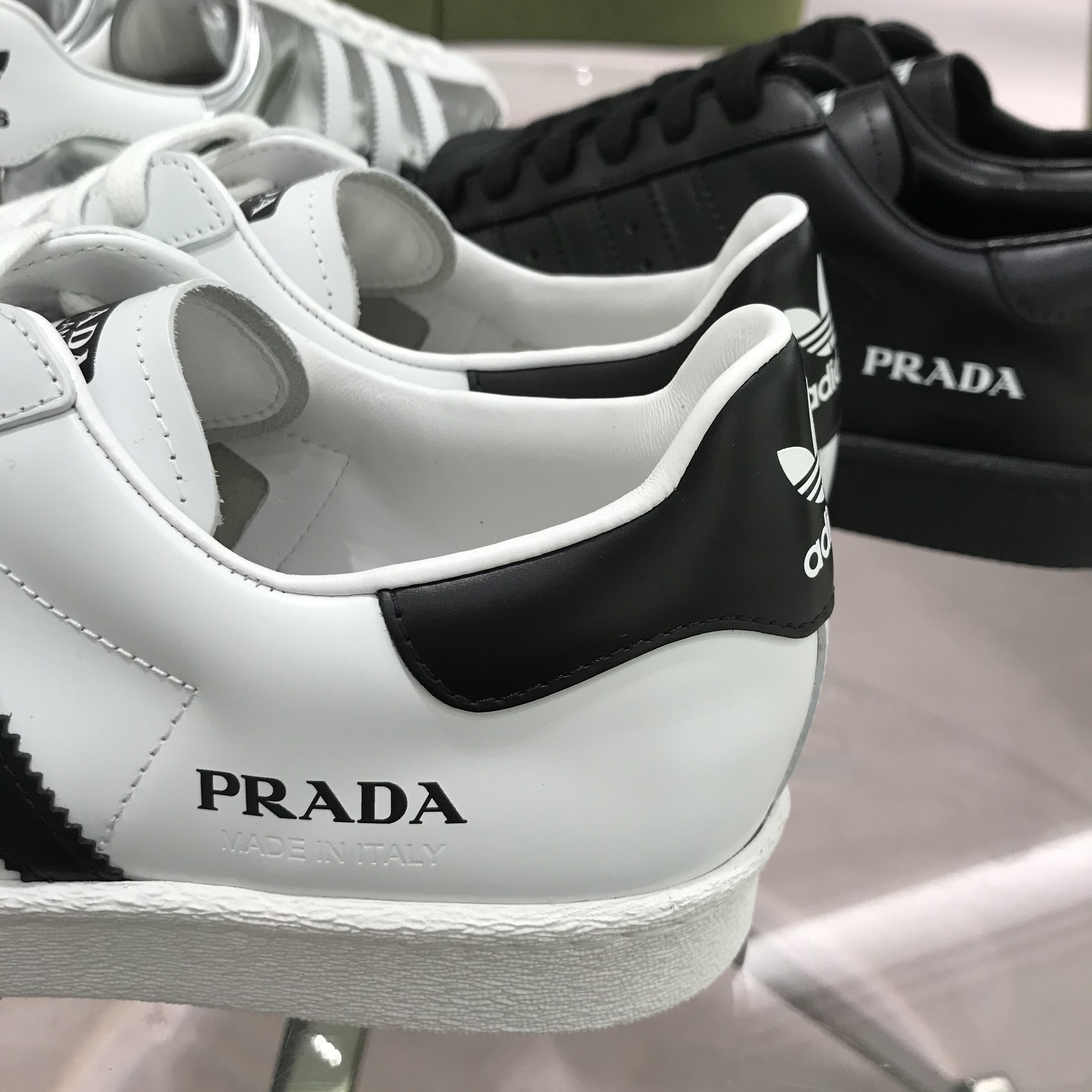 ▲Prada for adidas第二波。（圖／記者王則絲攝）