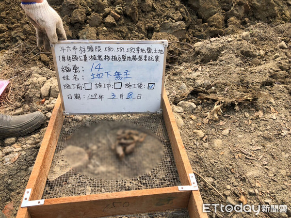 ▲斗六警分局公正派出所位於車水馬龍屬繁華市區，該位址原為日治時代是亂葬崗及軍人公墓，後墓區禁葬遷葬後興建警察派出所，卻傳出不少靈異傳說。（圖／記者蔡佩旻攝）