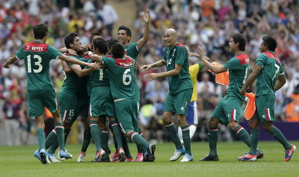 墨西哥擊敗巴西奪奧運男足首進全隊狂歡