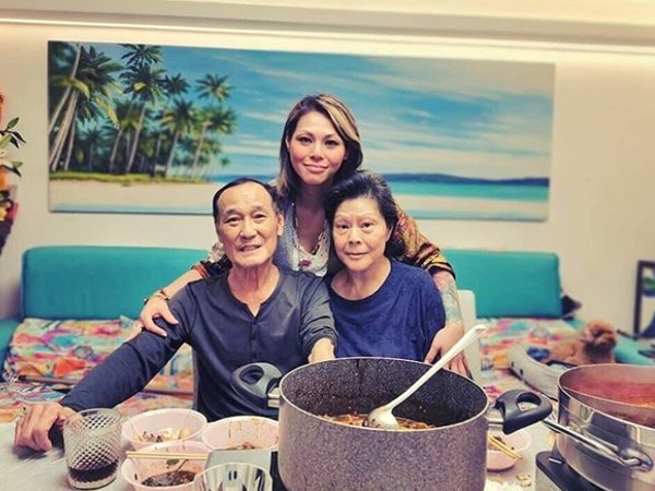 ▲▼陳惠敏女兒曬家族近照：「爸爸好轉中。」（圖／翻攝自IG／dc_monster）