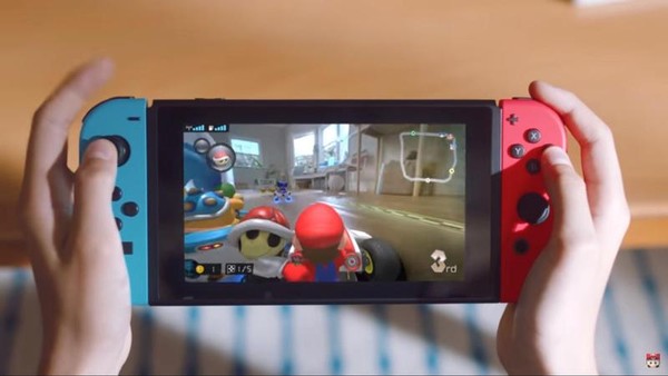 任天堂將推出結合AR擴充實境的新作品《瑪利歐賽車 LIVE 家庭賽車場》。（翻攝自Nintendo官方YouTube）