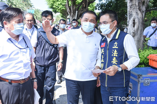 ▲新北市長侯友宜視察林口交流道改善工程。（圖／記者林敬旻攝）