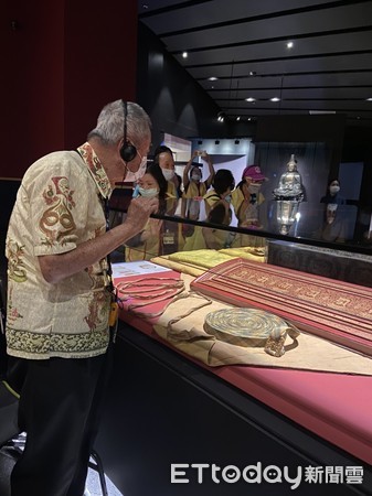 ▲嘉醫攜手南院推動高齡友善參觀體驗，與長輩同遊博物館圓夢。（圖／嘉義醫院提供）