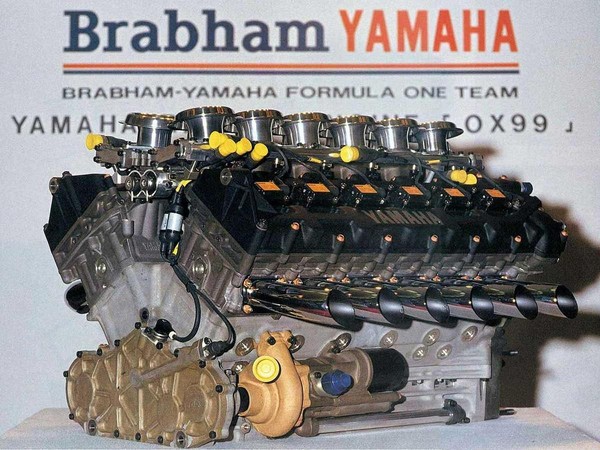1991年，YAMAHA正式研製出OX99 3.5升V12引擎，並與IAD公司合作研發出旗下首台跑車OX99-11。