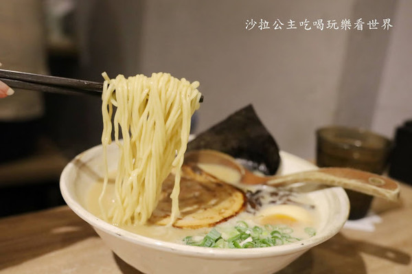 ▲▼百八龍自家製麵ラーメン。（圖／沙拉公主吃喝玩樂看世界提供）