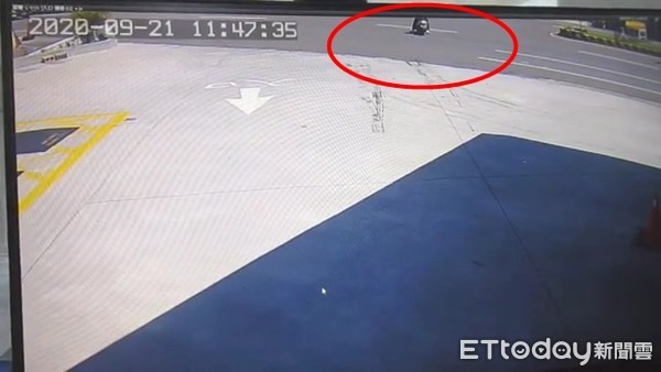 ▲南投死亡車禍，驚悚撞擊瞬間曝光（圖／記者白珈陽翻攝）