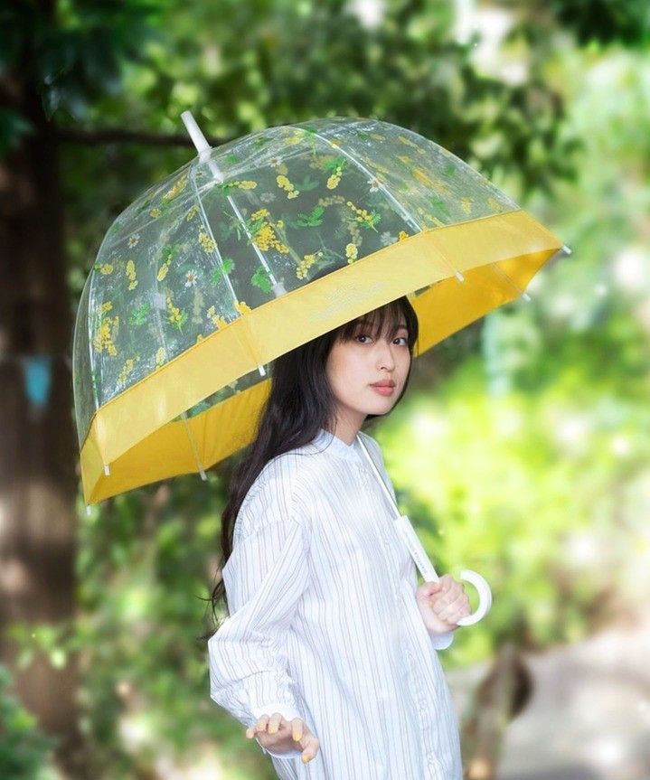 ▲泡泡紙雨傘。（圖／翻攝自store.cocilaelle.com）