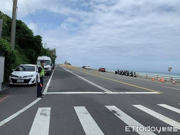 ▲▼台東南迴公路多良段超跑飆車。（圖／記者楊漢聲翻攝）