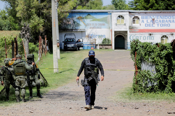 ▲▼墨西哥中部瓜納華托州（Guanajuato）27日凌晨發生槍擊案11死。（圖／路透）