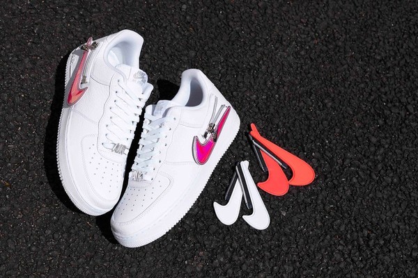 ▲Nike Air Force1`07 Premium推「Zip Swoosh」系列。（圖／翻攝自nike.com）