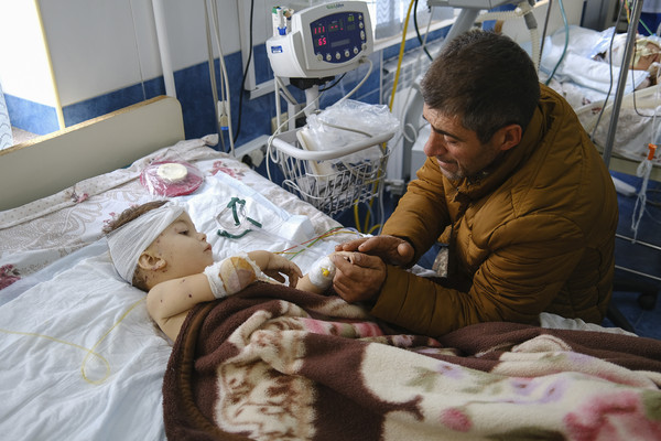 ▲▼許多住在納卡地區的平民受傷,亞塞拜然,亞美尼亞。（圖／達志影像／美聯社）