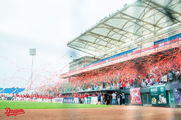 [情報] 嘉義市棒球場今年將有四場職棒比賽