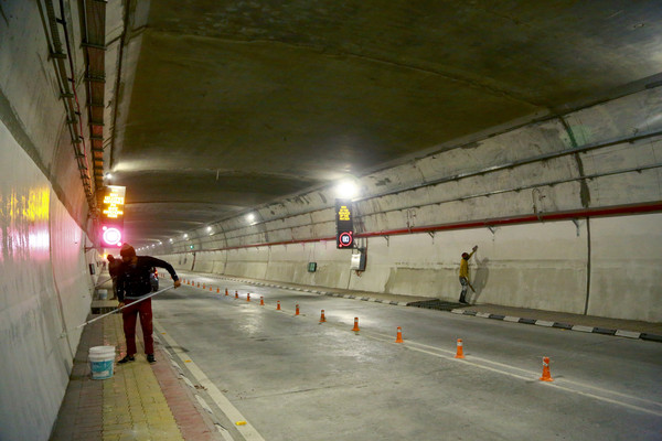▲▼印度喜馬拉雅山區阿塔爾隧道耗時10年才完工。（圖／路透社）